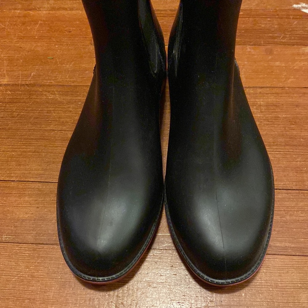 โ SOLD โจ Women's Ankle Rain Boots Waterproof Chelsea Boots - Picture 8 of 11